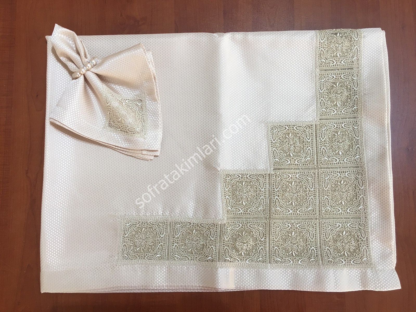 Masa Örtüsü Takımı Kesme Dantel - Kahve