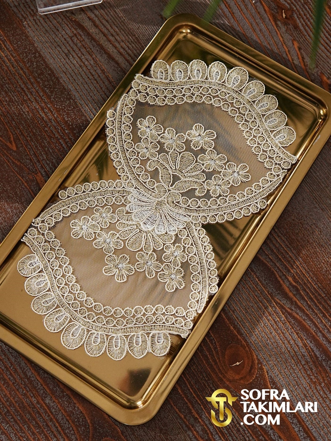 Nida Model Tepsi Örtüsü - Gold Dantelli