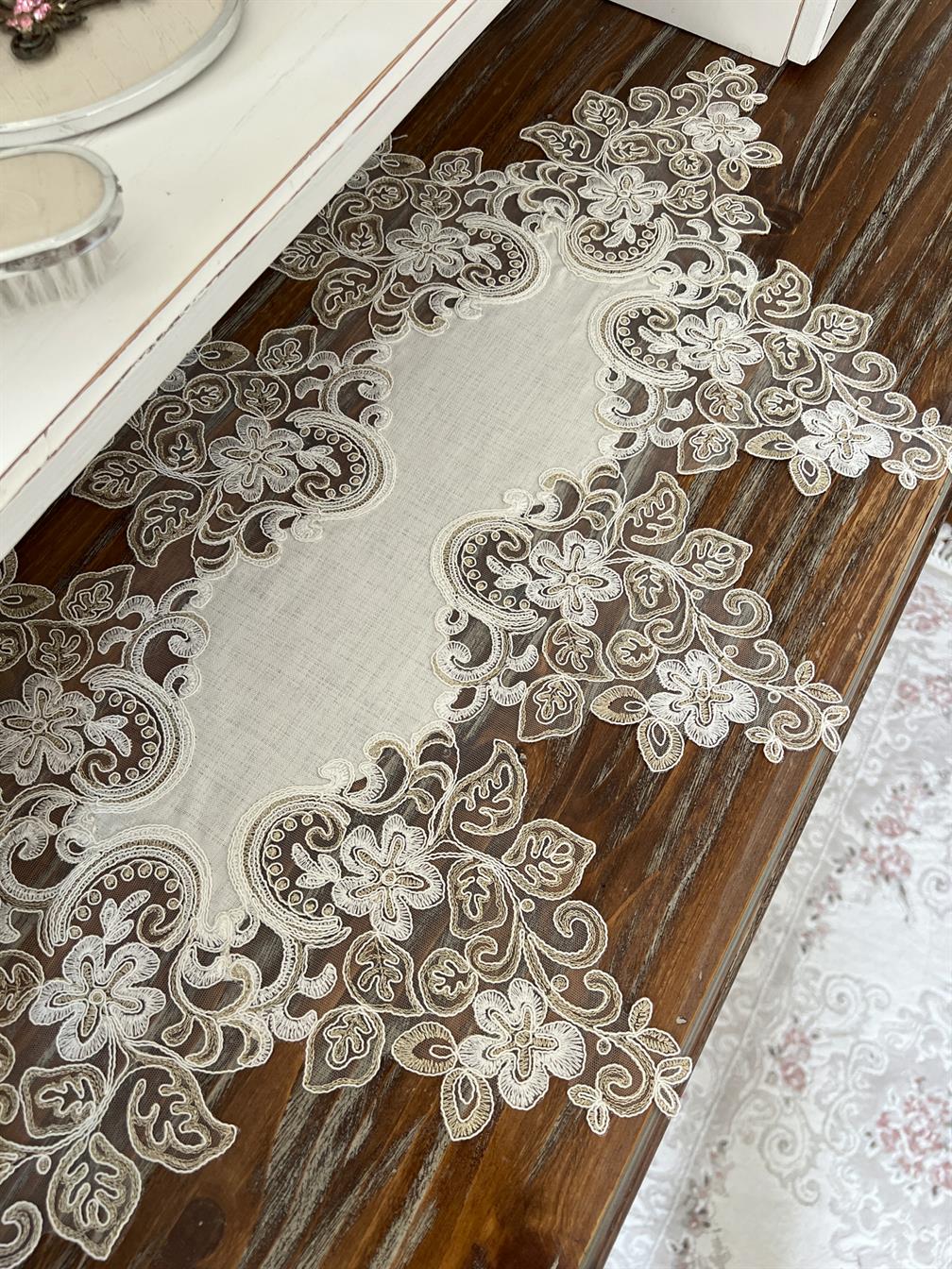 Sarmaşık Model Yatak Odası Takımı Gardenya Keten Kumaş Kırık Beyaz Rengi