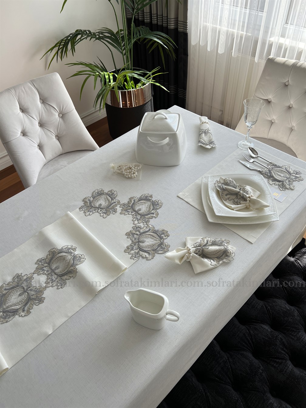Şebboy Eko Model 38 Parça Amerikan Servisli Set Gümüş Dantelli