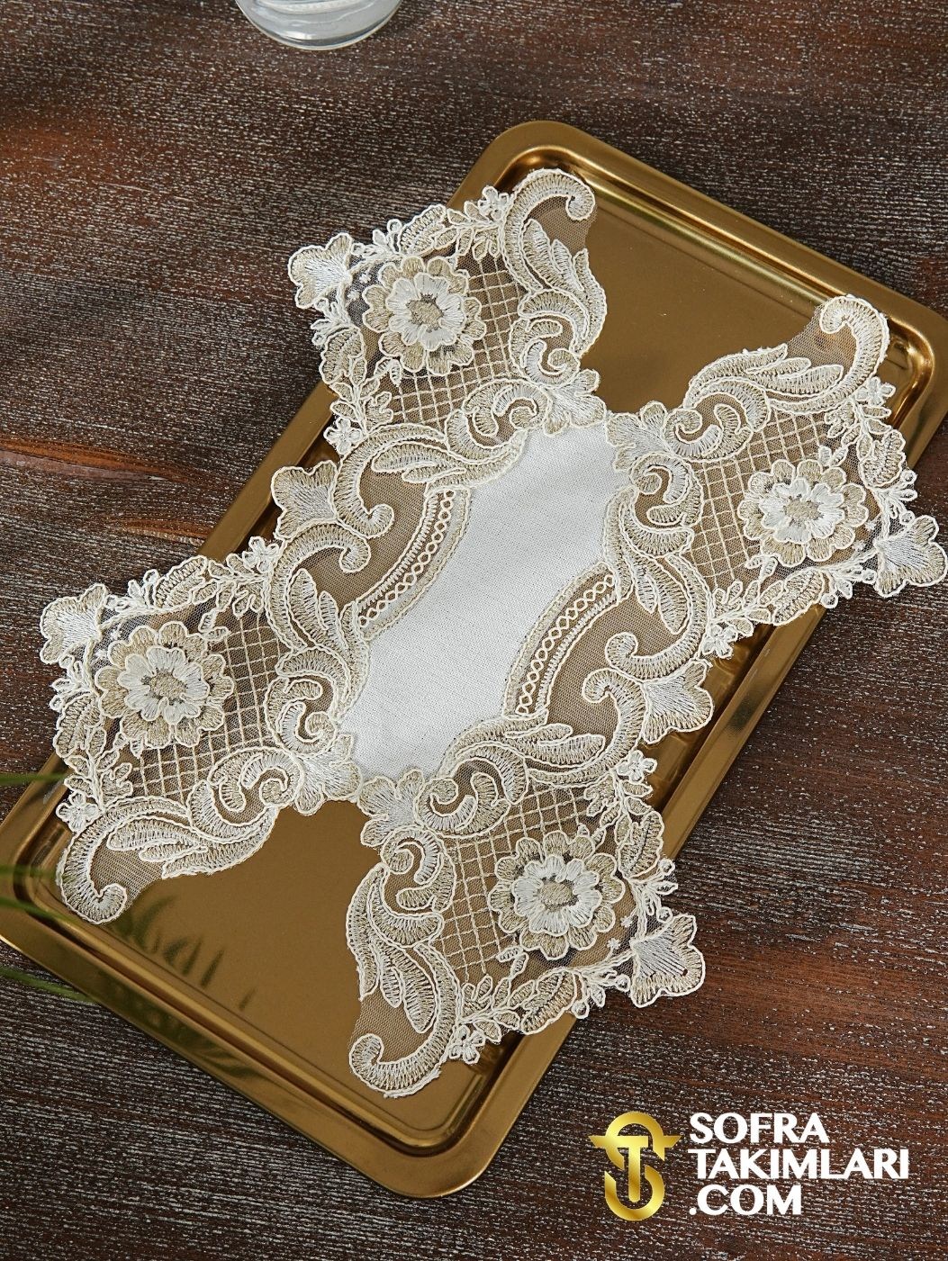 Victoria Model Tepsi Örtüsü - Gold Renk