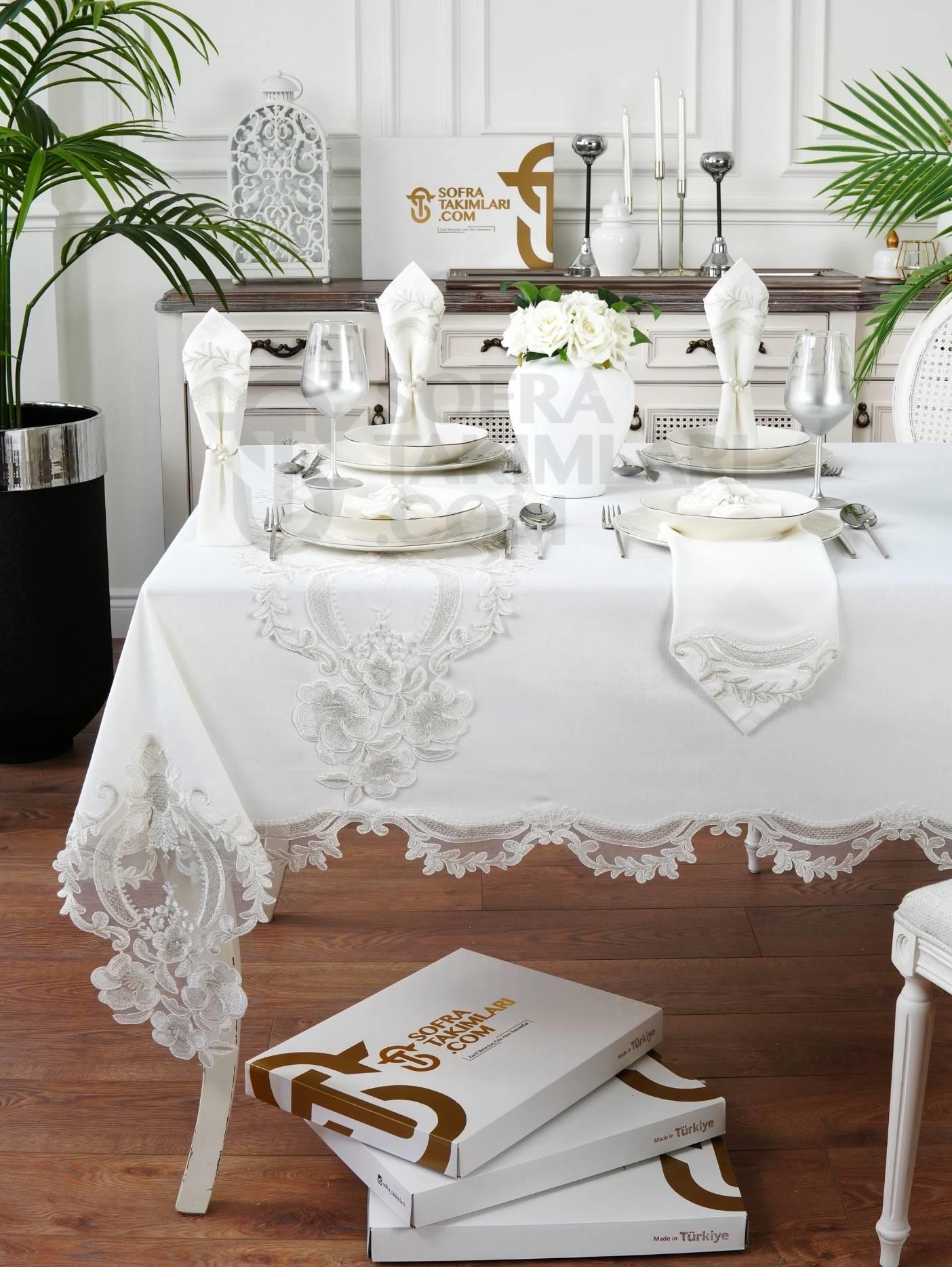 Zahira Model Lüx Sofra Takımı 26 Parça Set - Gümüş Dantelli - Kırık Beyaz Kumaş