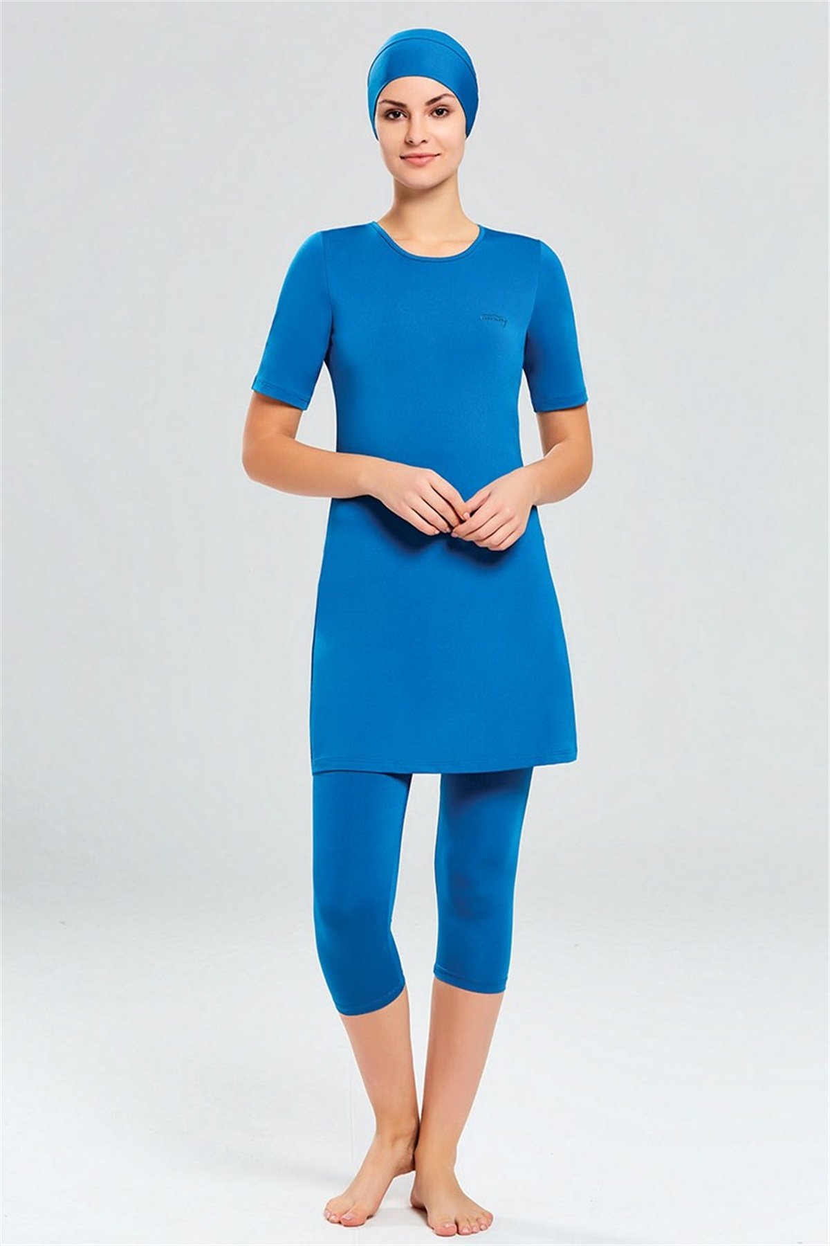 büyük beden yarı kapalı mayo, mavi taytlı mayo