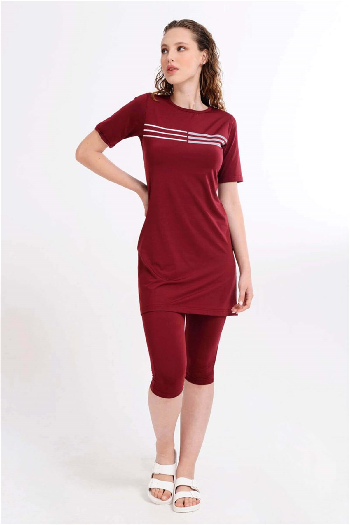 Kısa Kollu Bordo Yarı Kapalı Mayo T21701