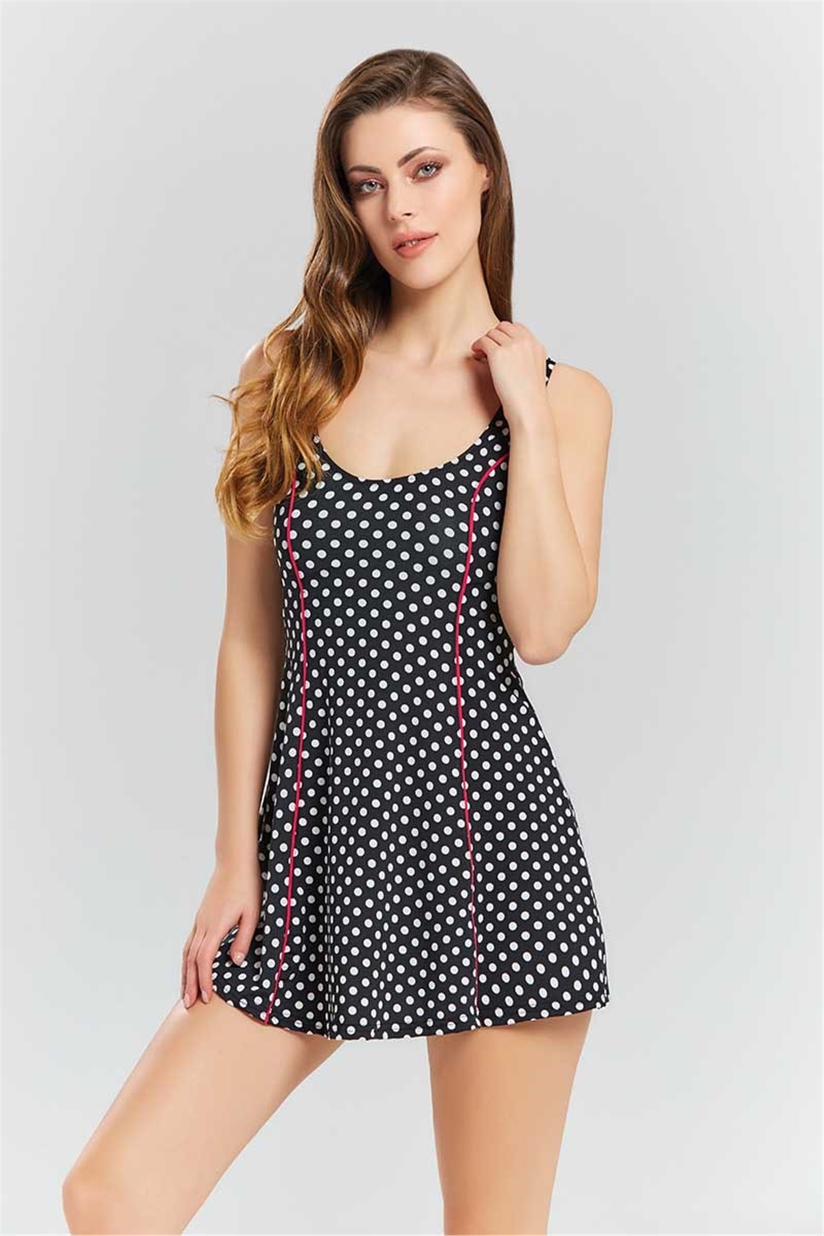 Puanlı Siyah Etekli Mayo