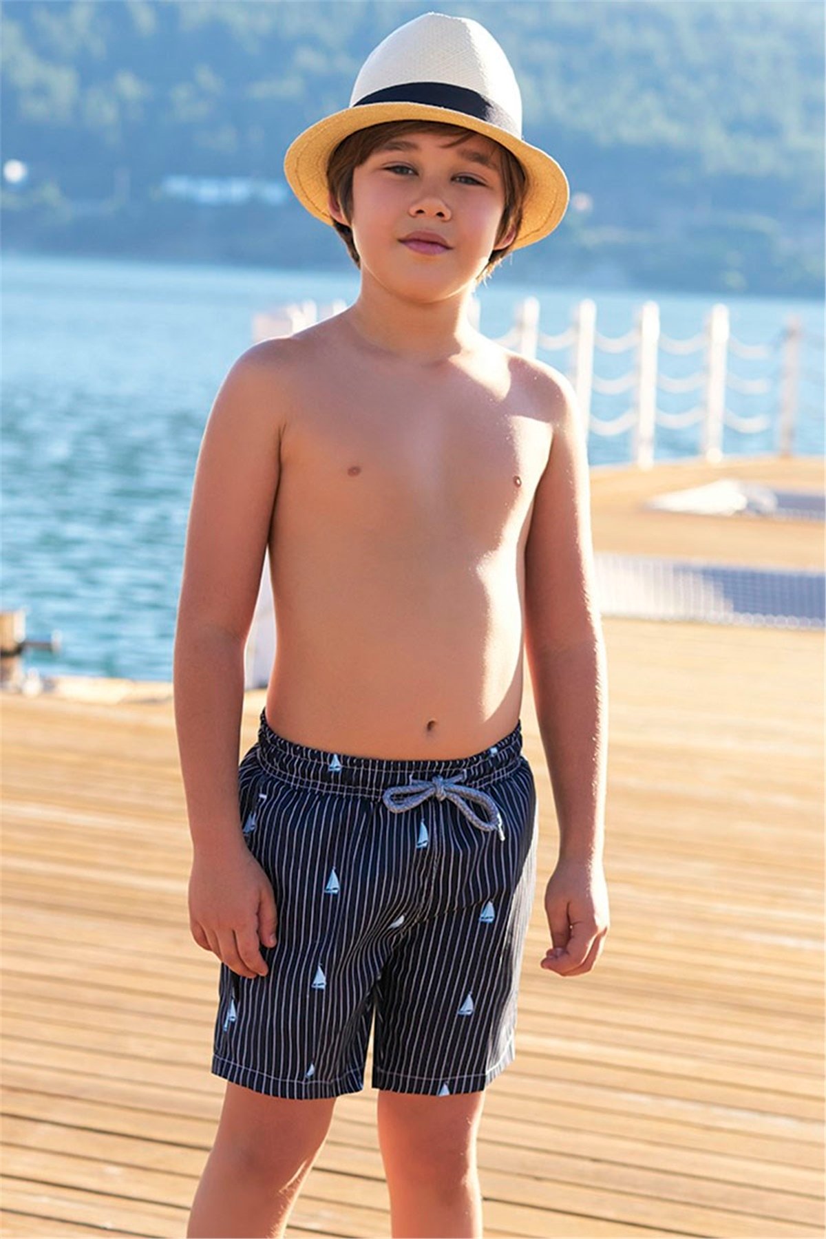 Ship Erkek Çocuk Deniz Şortu, Gemili Deniz Şortu  G1185 - Lacivert