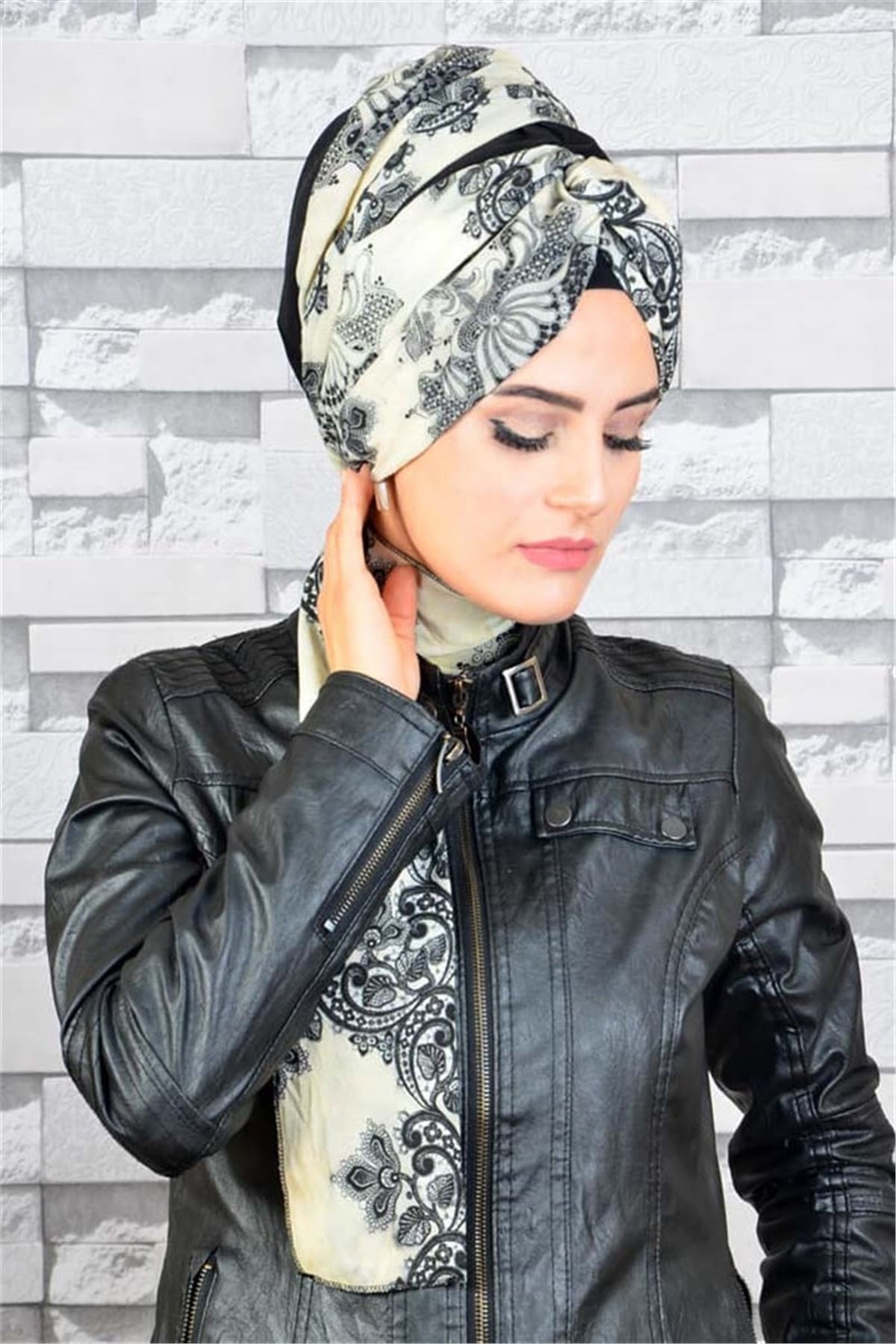 Zincir Bandana Pratik Bone Şal BN036