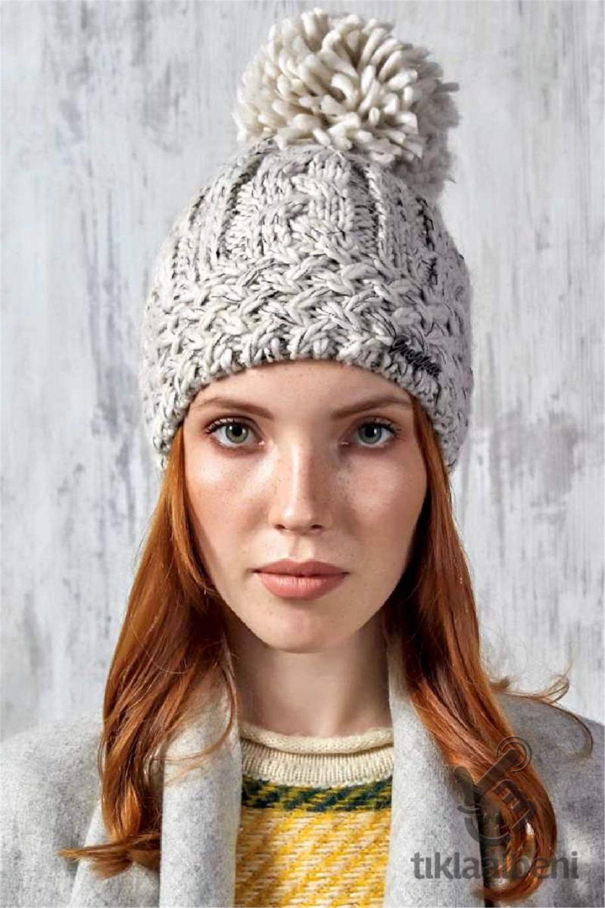 Kalın Tüylü Ponponlu Ekru Bayan Bere - Groppa 21625