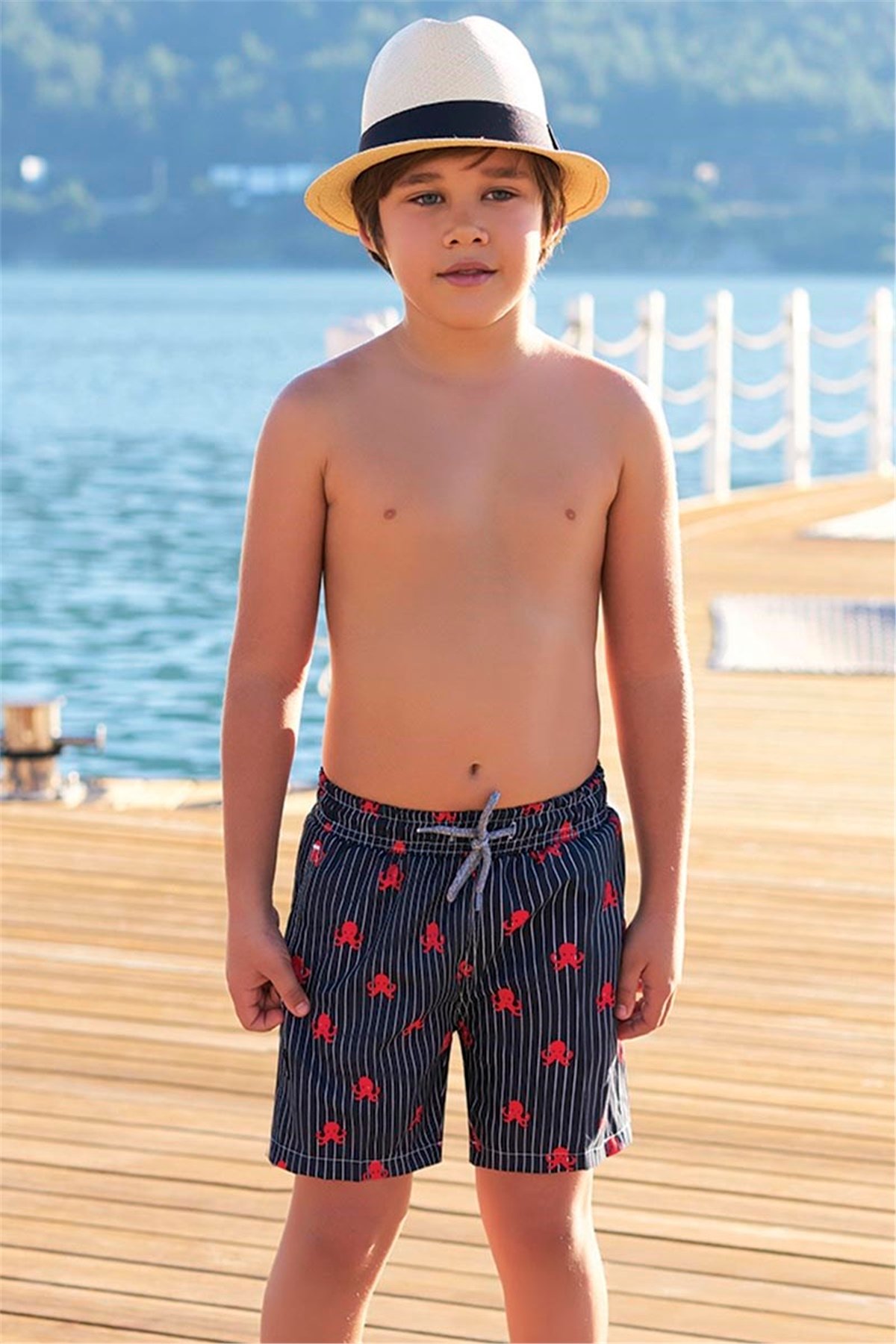 4-12 Yaş Erkek Çocuk Ahtapotlu Deniz Şortu G1183