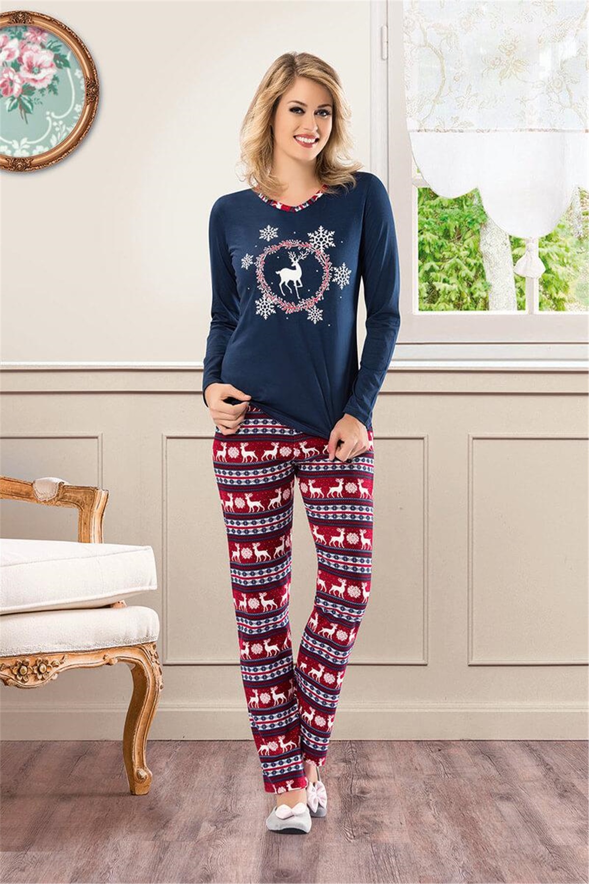 NBB 6947 Bayan V Yaka Geyik Desenli Pijama Takımı