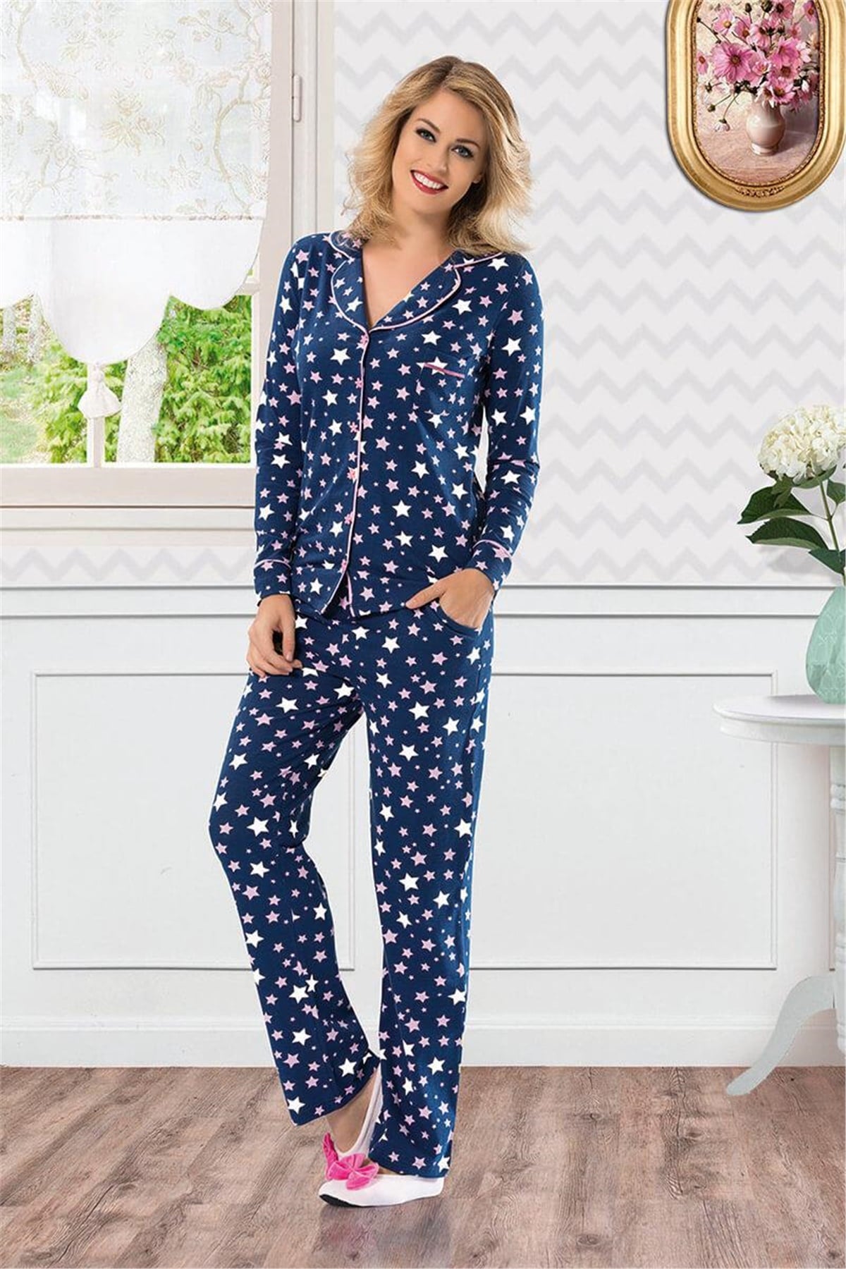 NBB 6940 Bayan V Yaka Yıldız Desenli Pijama Takımı