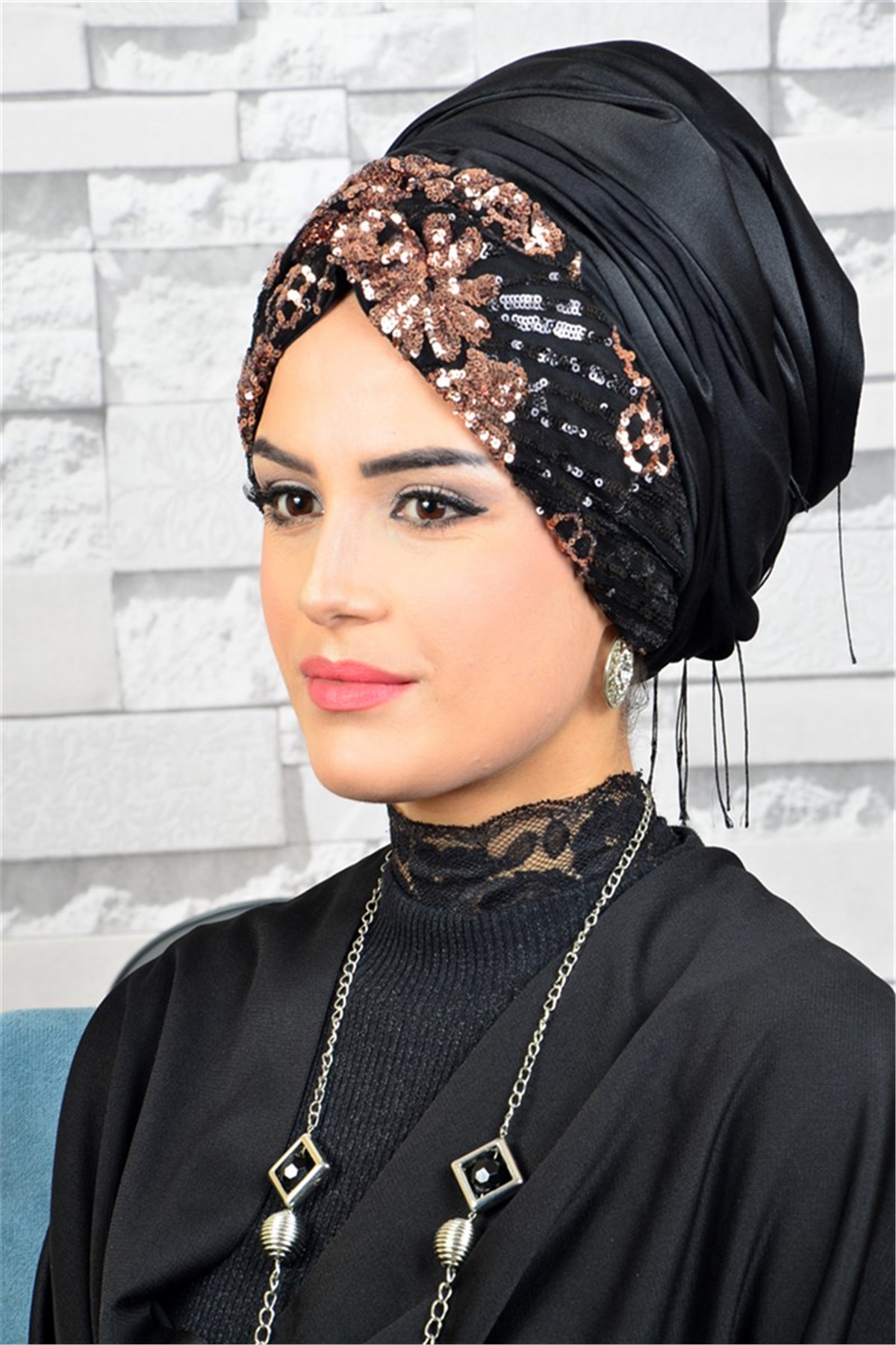 Büzgülü Bandana Siyah Pratik Şal BND6012
