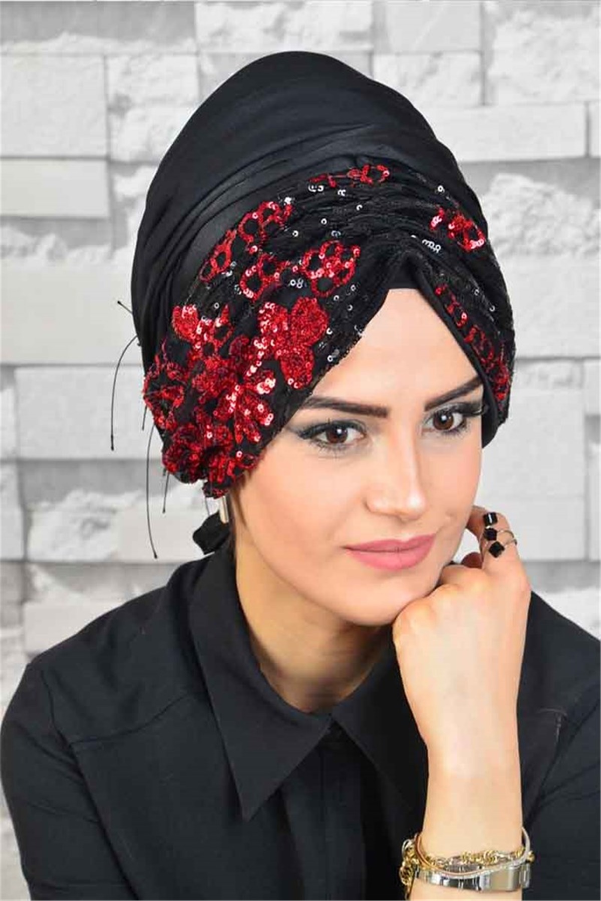 Büzgülü Siyah Bandana Pratik Şal BND6045