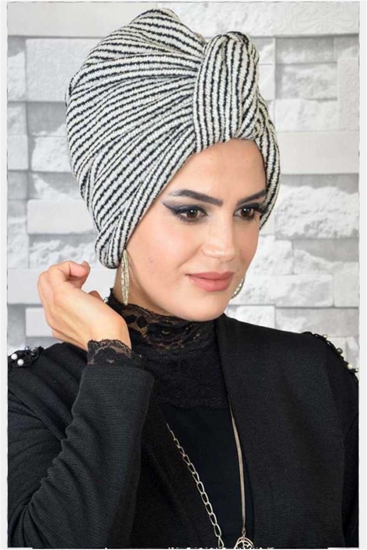 Çizgili Krem Tesettür Bone