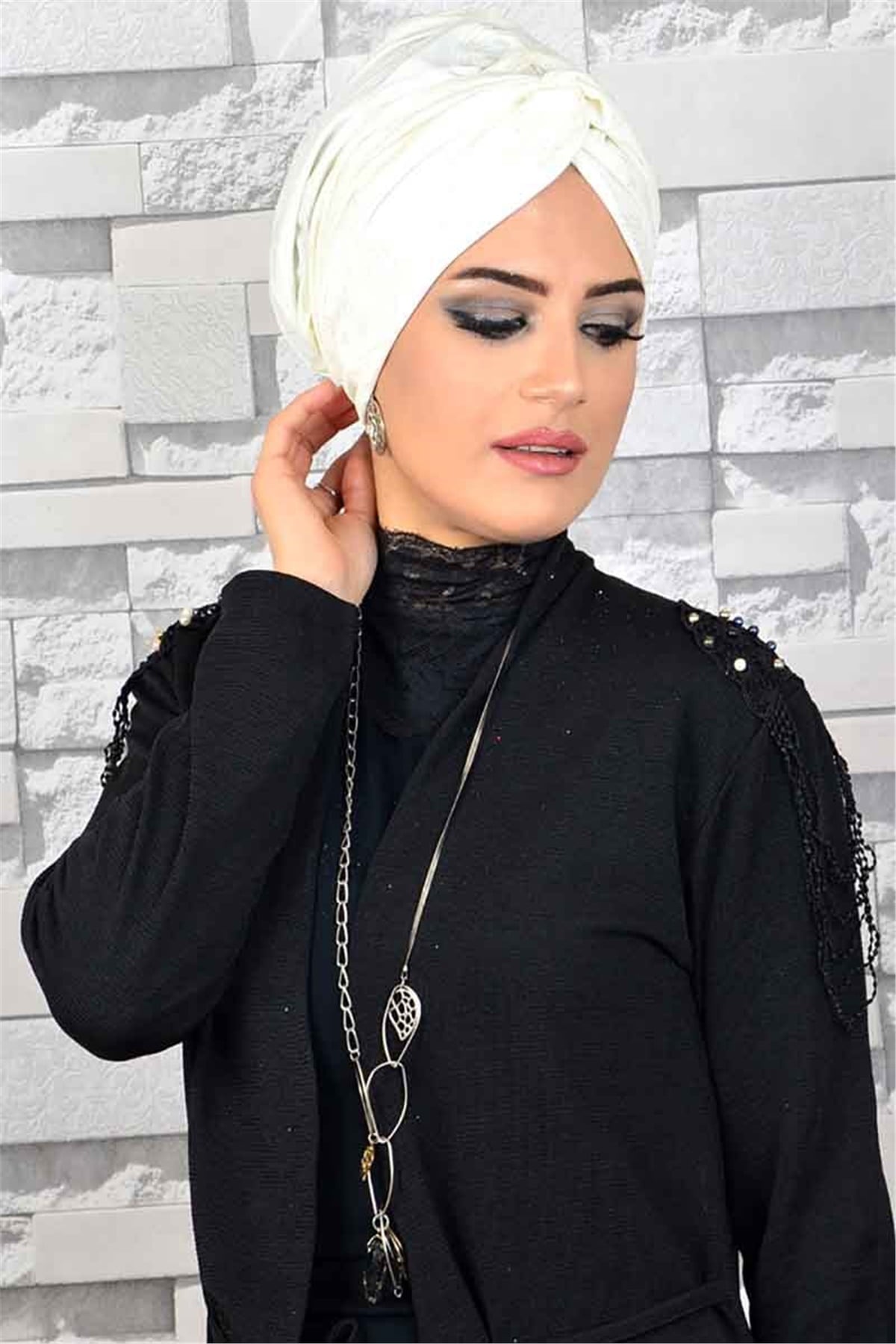 Ekru Tesettür Burgu Bone tb1034