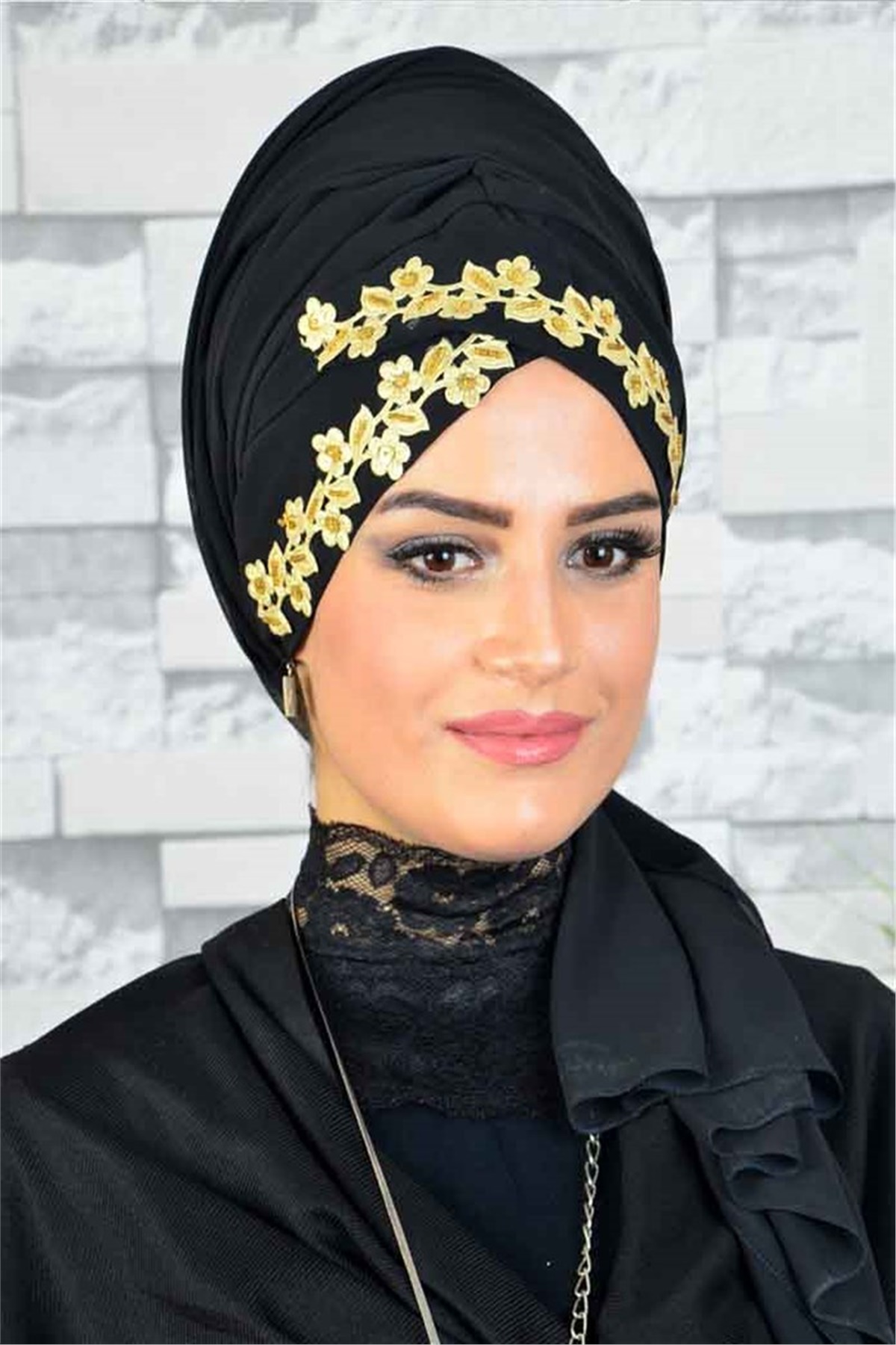 Gold Siyah Nakışlı Bone Şal n606