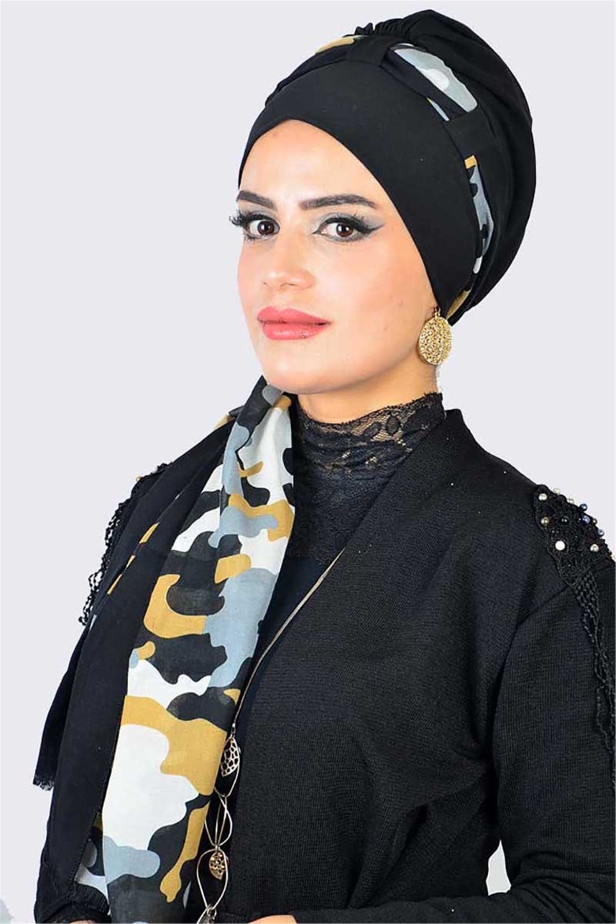 Kamuflaj Desenli Hardal Siyah Şal Bone t13915