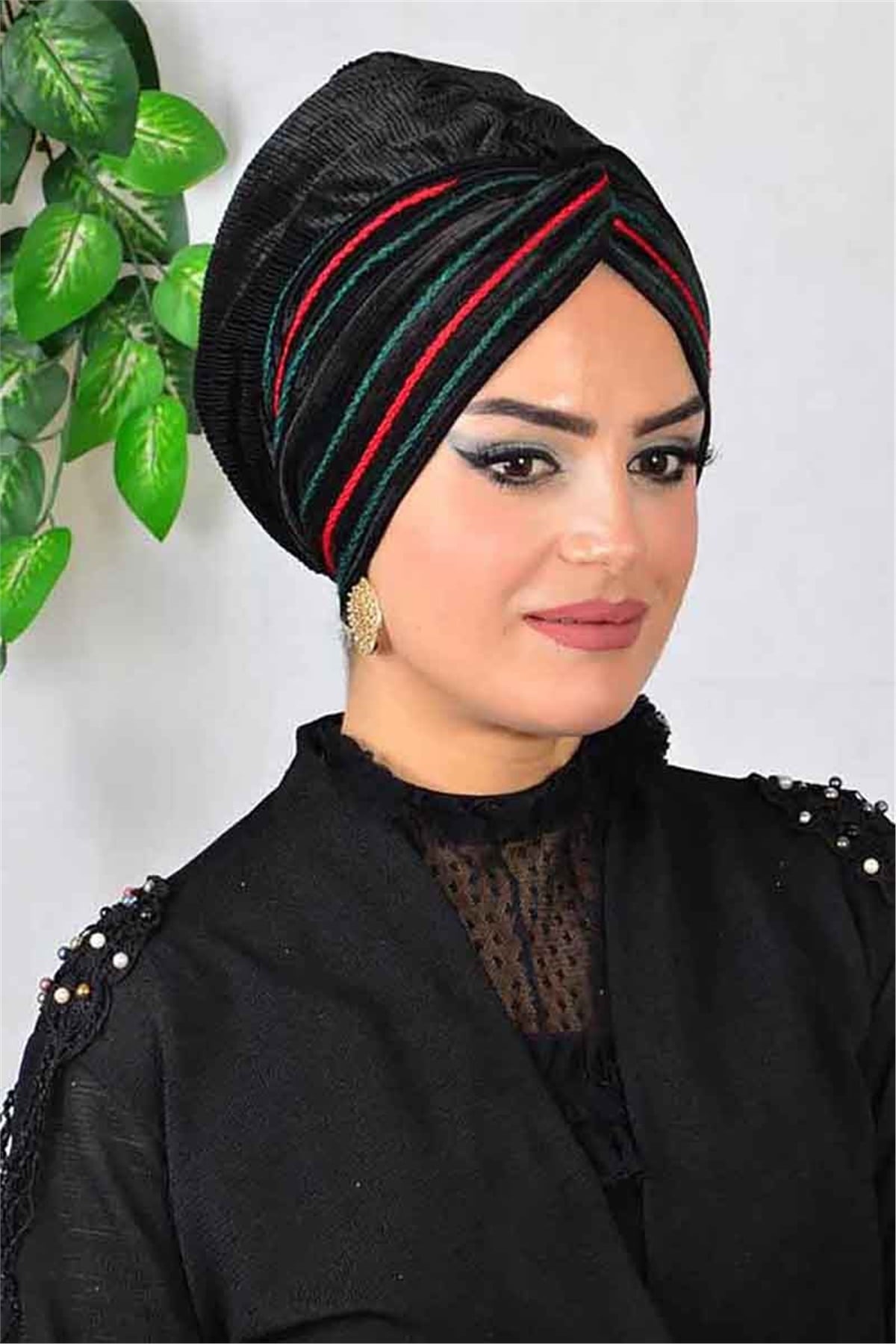 Nakışlı Kadife Burgulu Bone Siyah T13848