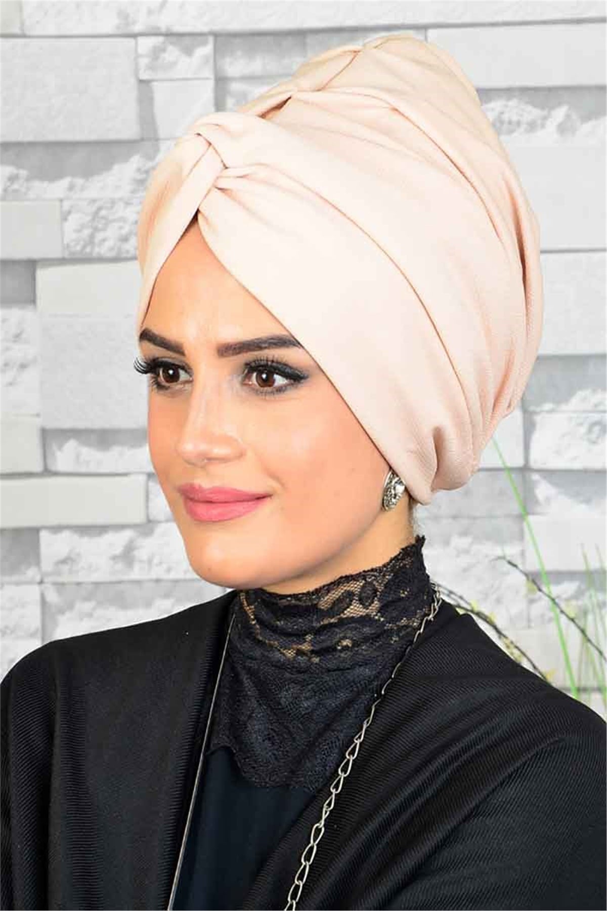 Sadeliğin Şıklığı Pudra Burgu Bone tb1009