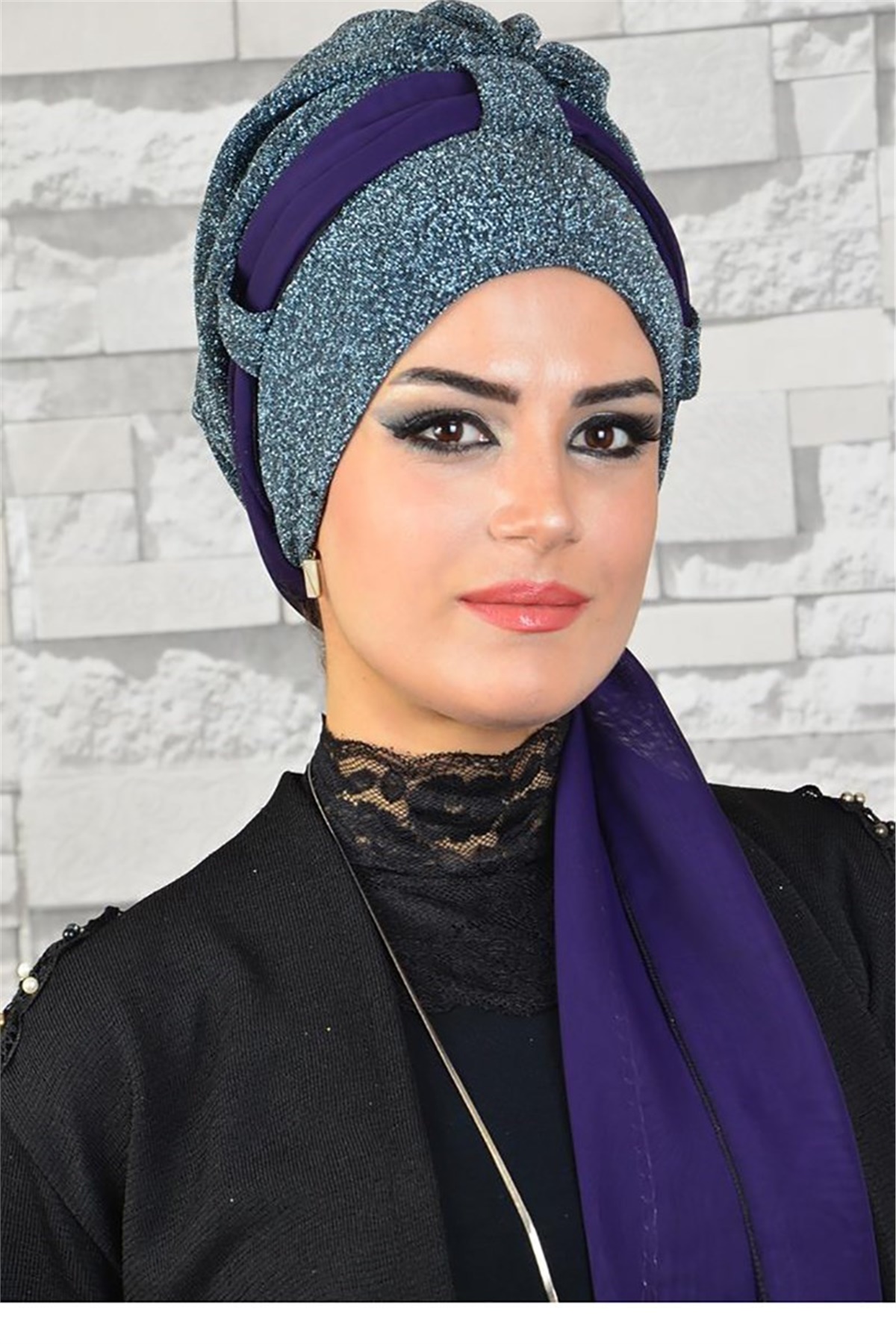 Simli Buz Beyazı Fularlı Bone Mor Detaylı