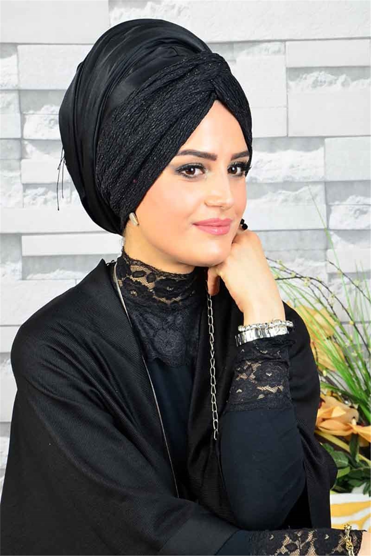 Simli Siyah Burgu Bandana Şal  BND3042