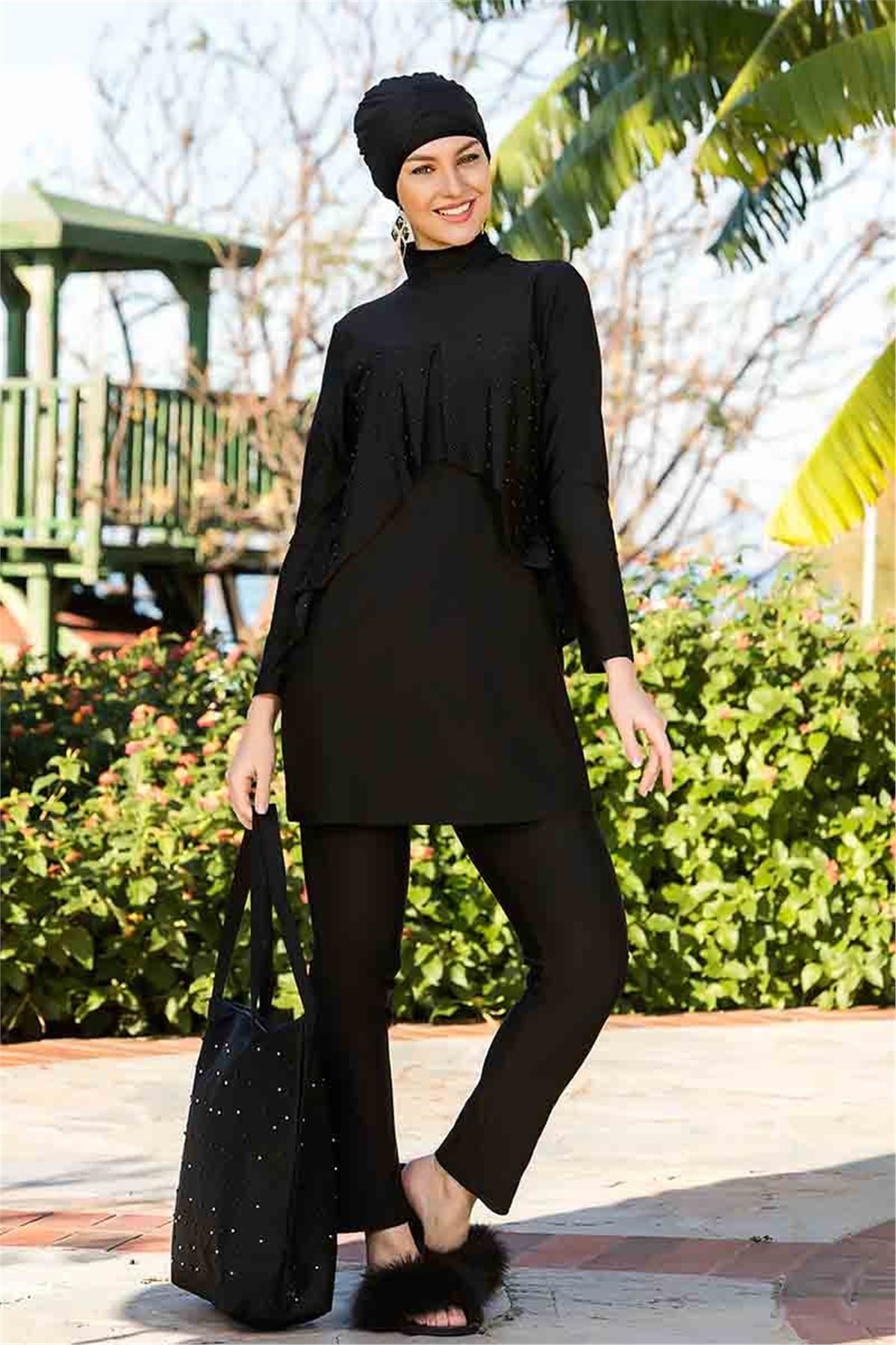 Siyah Tam Kapalı Mayo A509