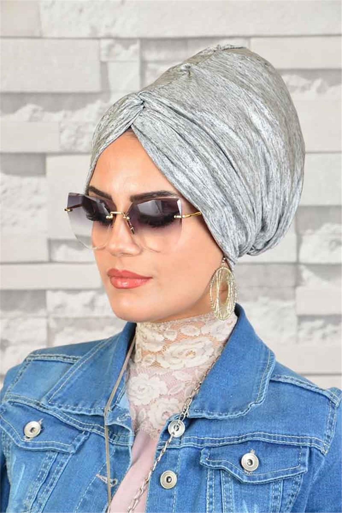 Spor Gri Hazır Burgu Bone tb1056
