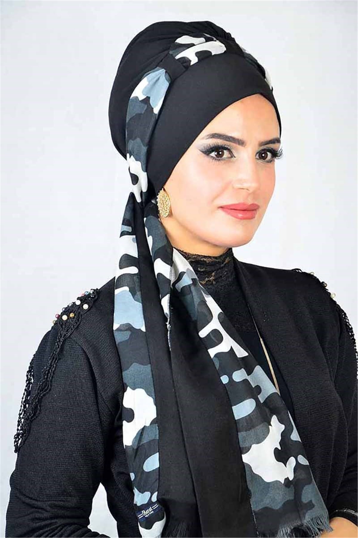 Tarz Desenli Bone Şal Siyah T13709