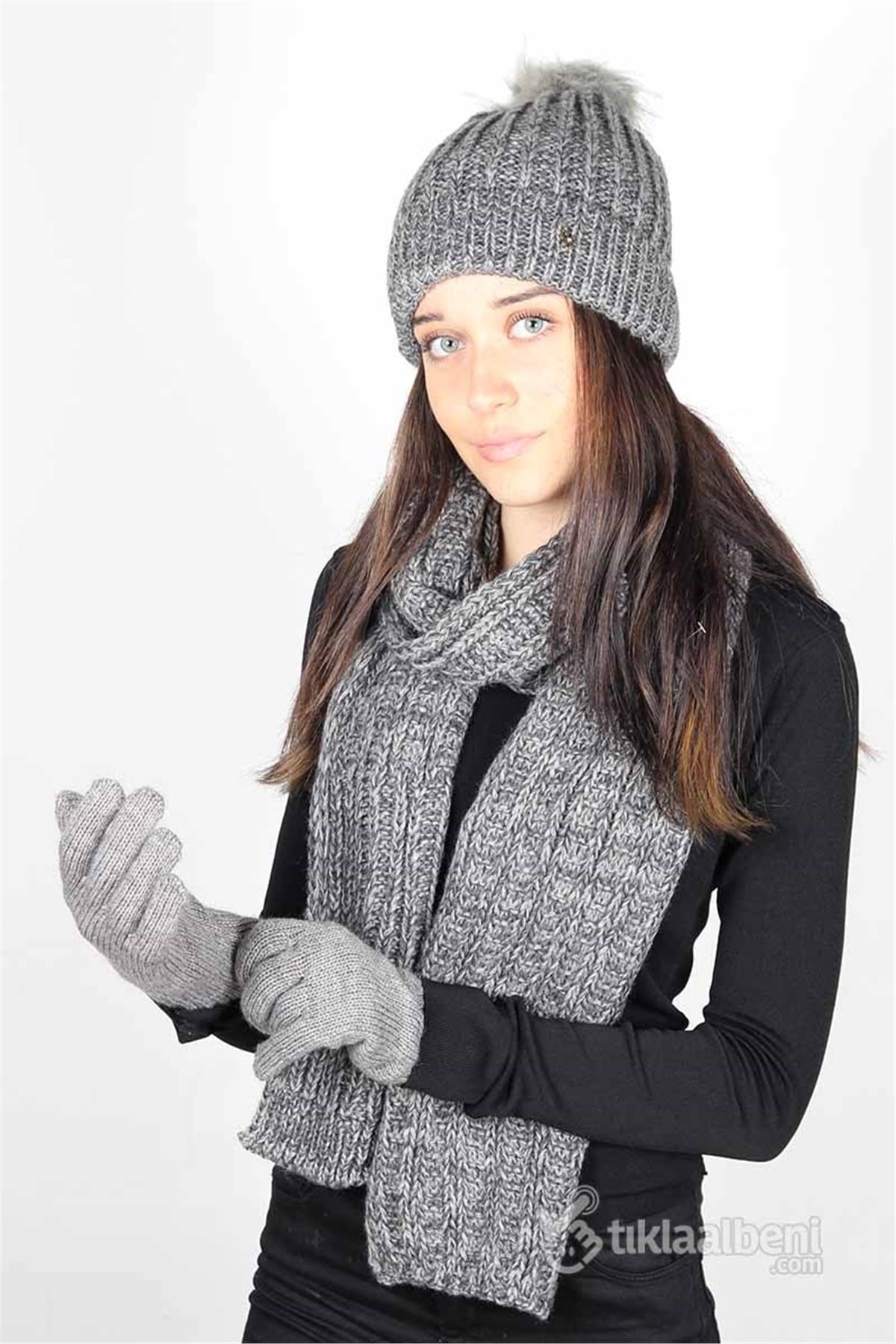 Tarz Kadın Atkı Bere Eldiven Üçlü Takım - Gri