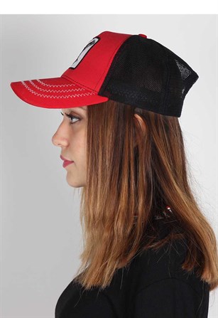 Kırmızı Kartal Desenli Şapka S1155-6