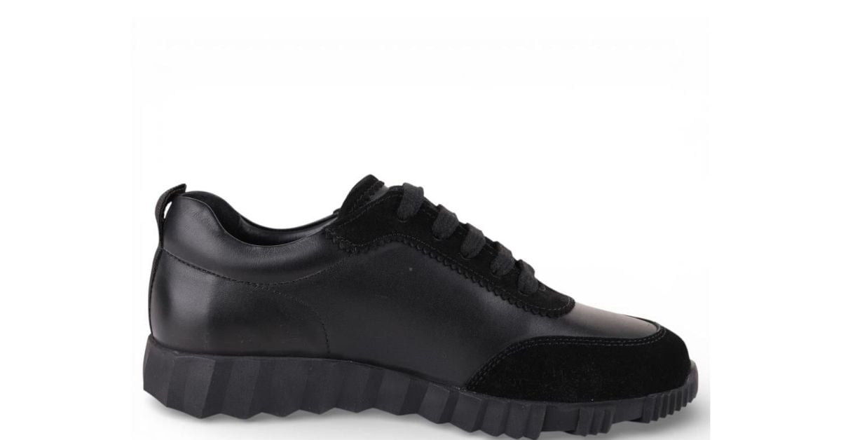 Siyah Deri Bağcıklı Kadın Ayakkabı