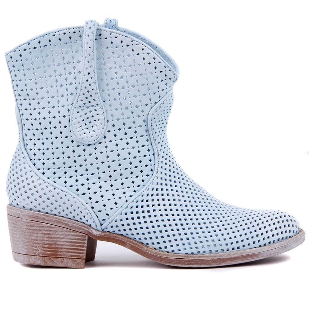 Sail Lakers - Light Blue Genuine Leather Staple Detailed Slip On Womens Summer Boots