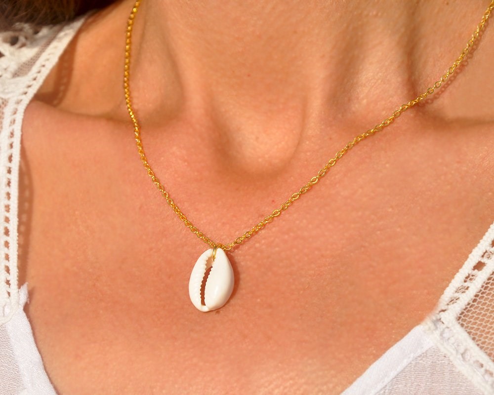 GÜMÜŞ DENİZ KABUĞU KOLYE