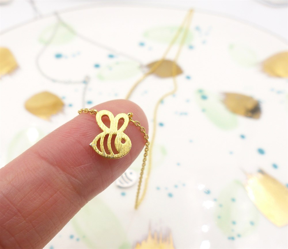 GÜMÜŞ ÖZEL TASARIM ESKİTME ARI KOLYE