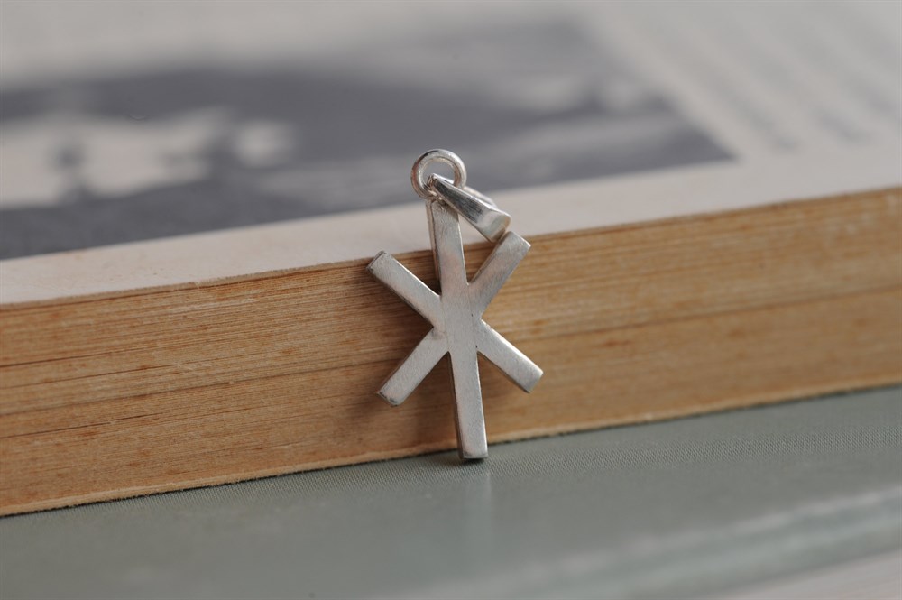 GÜMÜŞ ÖZEL TASARIM VİKİNG IOR RUNE KOLYESİ