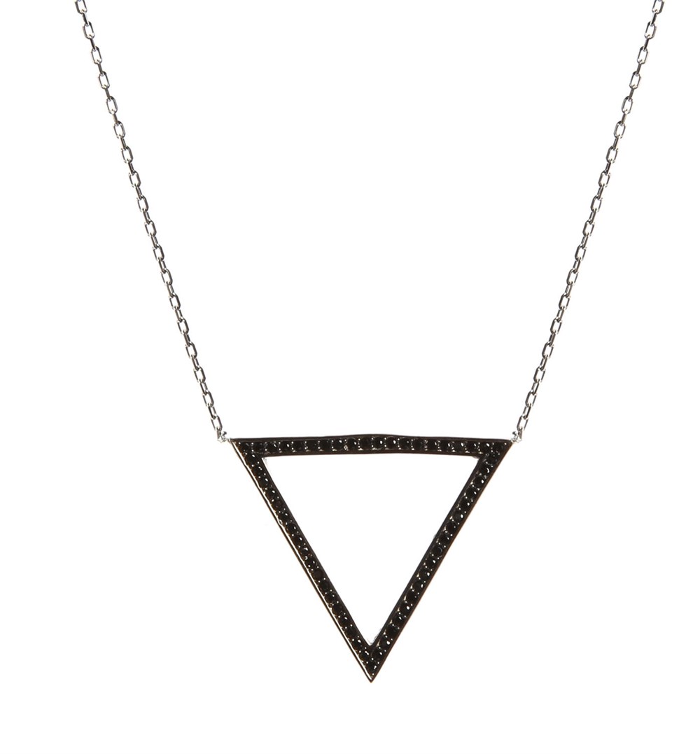 GÜMÜŞ SİYAH TAŞLI ÜÇGEN MODEL KOLYE