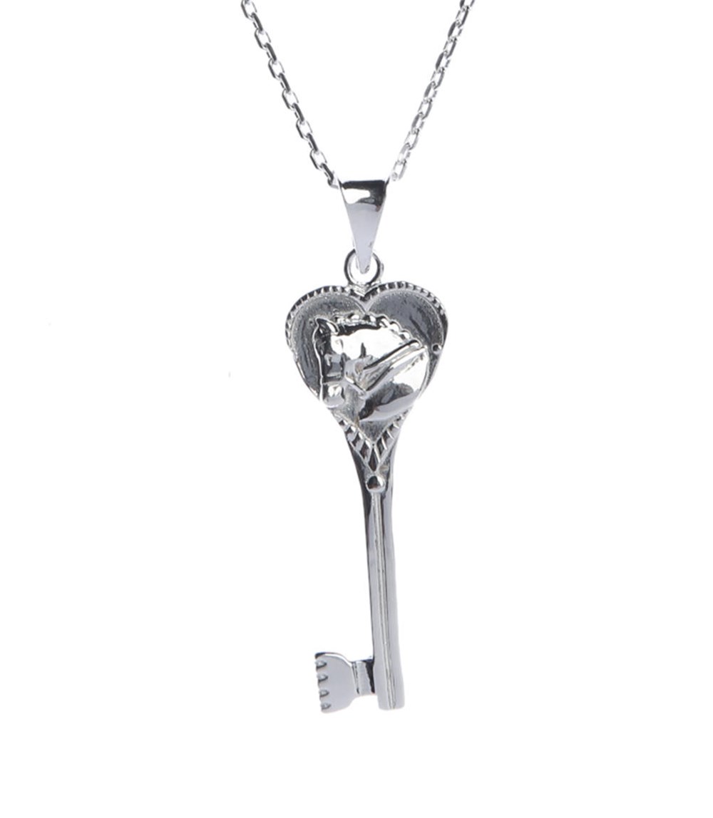 GÜMÜŞ ANAHTAR KOLYESİ