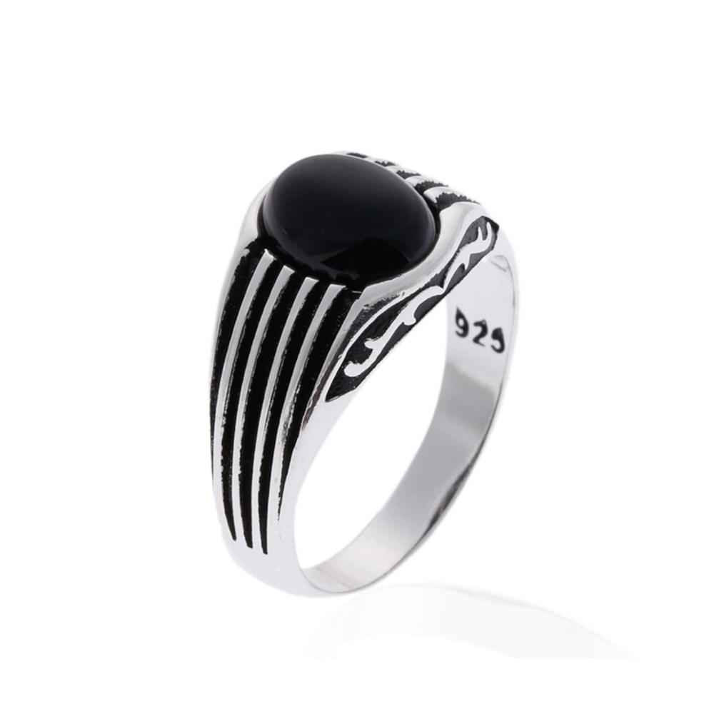 GÜMÜŞ ÇİZGİ DESEN ONİKS TAŞLI YÜZÜK