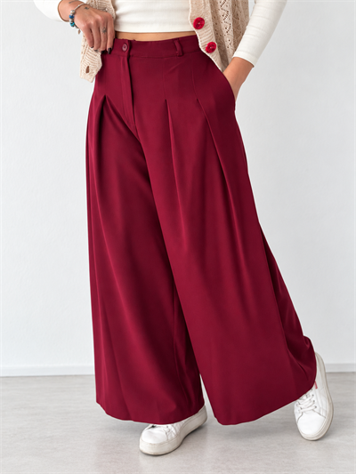 Retrobird Blair High-Waisted Pleated Pocketed Burgundy Palazzo Wide-Leg Trousers
