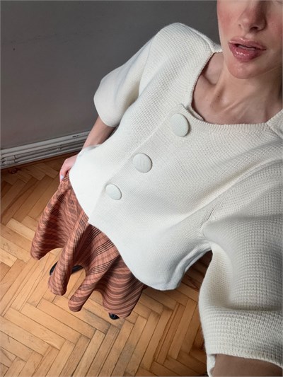 Retrobird Nellie Büyük Düğmeli Krem Crop Triko Hırka