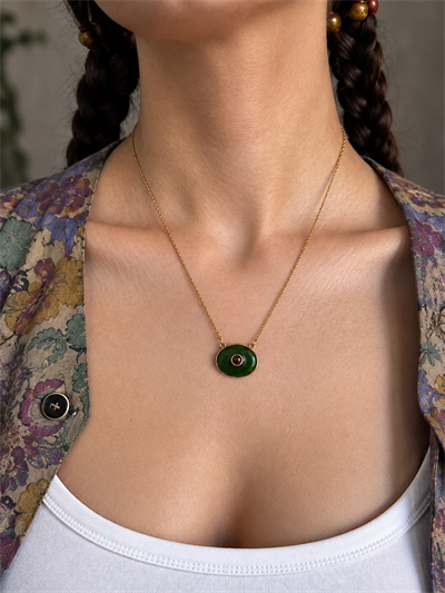 Retrobird Minimal Dark Green Bohemian Necklace