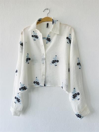 Short Cotton Fabric Blue Floral Embroidery White Boyfriend Shirt