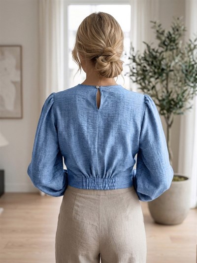 Retrobird Alisa Retro Blue Shirt with Cover