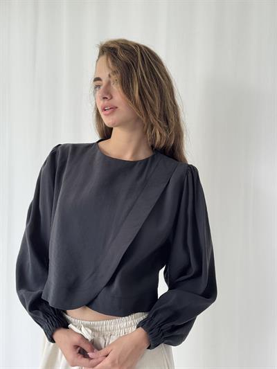 Retrobird Alisa Cap Retro Black Shirt