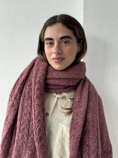 Retrobird Large Size Soft Bouclé Rose Pink Knitted Scarf