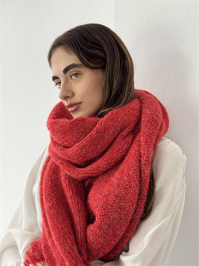 Retrobird Large Brick Red Knitted Scarf