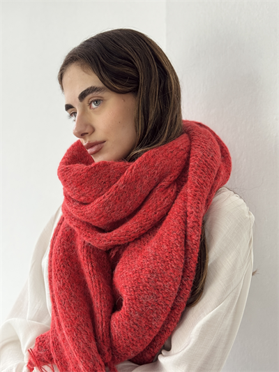 Retrobird Large Brick Red Knitted Scarf