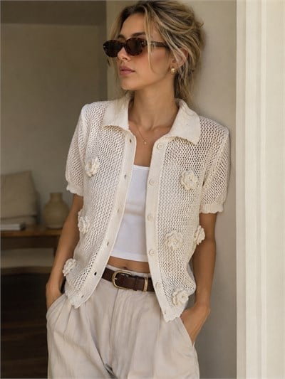 Retrobird Fleur Çiçek Aplikeli Krem Triko Hırka