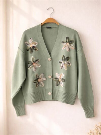 Retrobird Embossed Applique Embroidered Light Green Romantic Cardigan