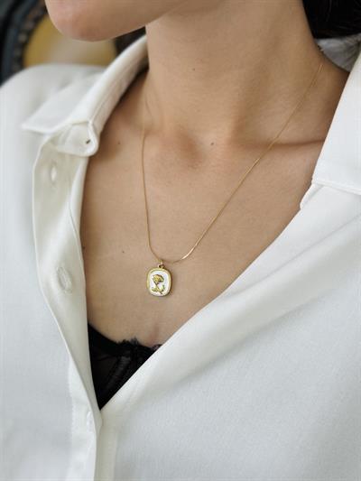 Retrobird Tarnish-Resistant Vintage Rose Pattern White Necklace